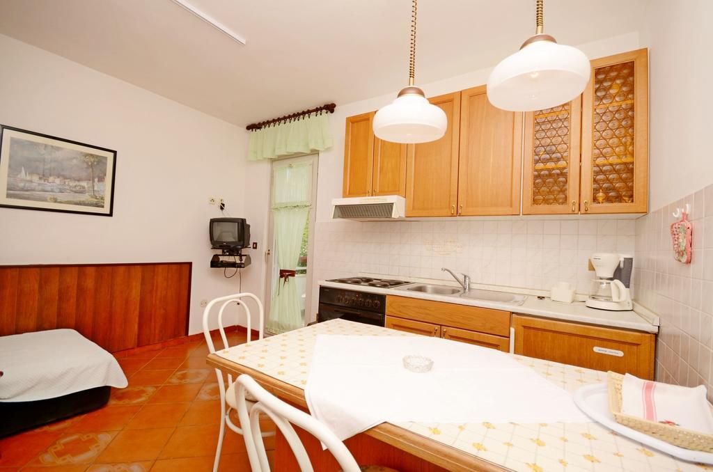 Apartments Dea 포레치 외부 사진