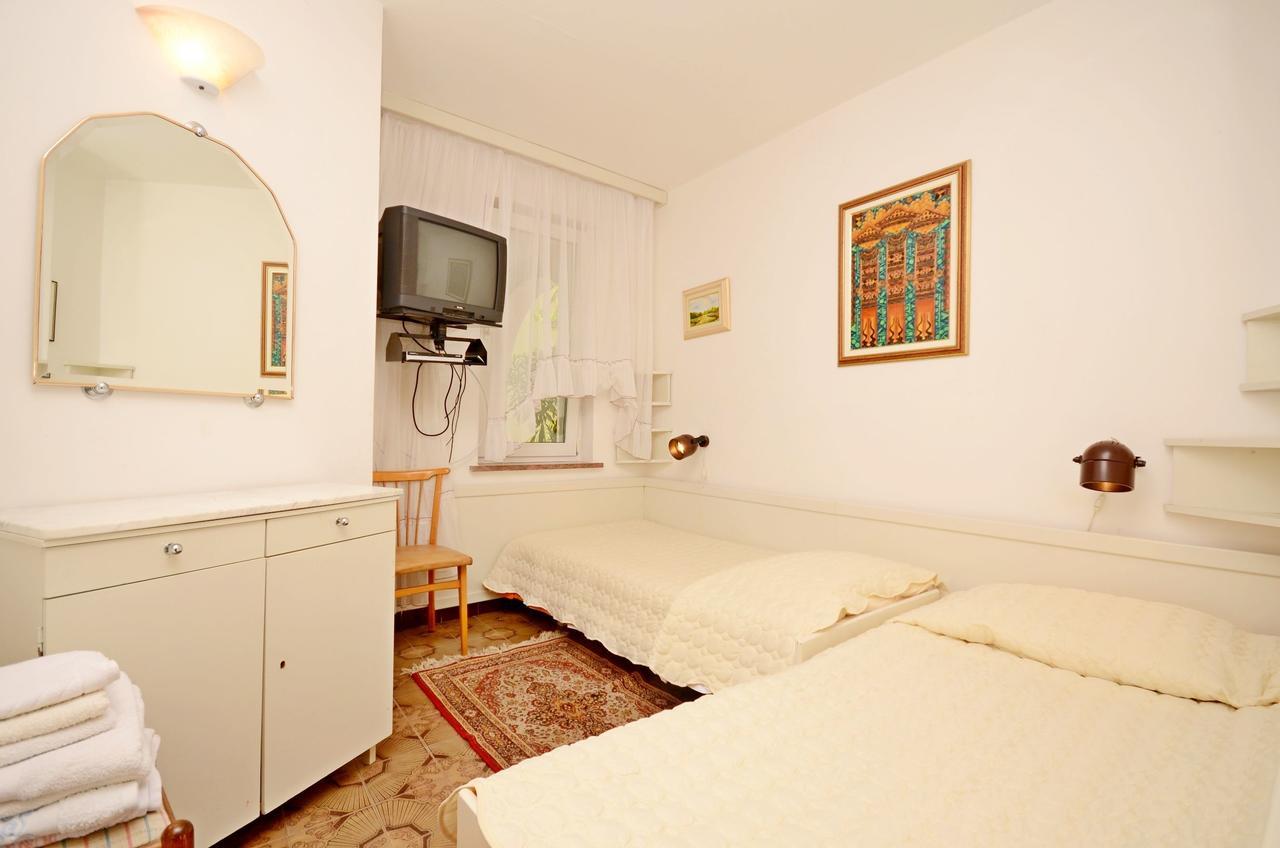 Apartments Dea 포레치 외부 사진